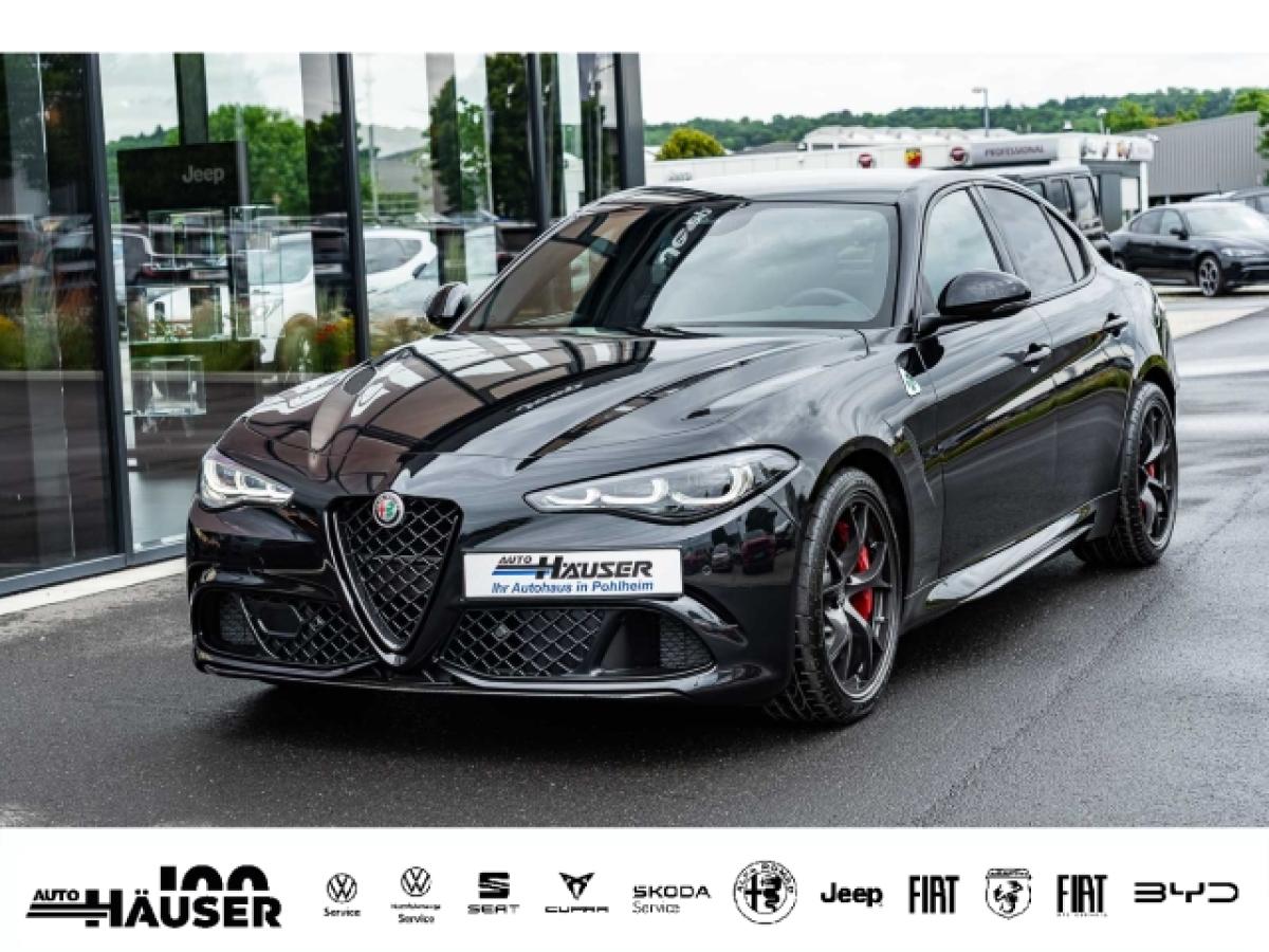 Alfa Romeo Giulia Quadrifoglio 2.9 V6 Bi-Turbo SOFORT AKRAPOVIC HARMAN-KARDON BREMBO MEMORY