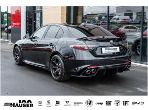 Alfa Romeo Giulia Quadrifoglio 2.9 V6 Bi-Turbo SOFORT AKRAPOVIC HARMAN-KARDON BREMBO MEMORY