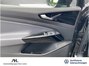 Volkswagen ID.4 Pro Performance Matrix Navi ACC Pano RFK