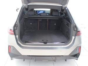 BMW i5 M60 XDrive Touring M Sportpaket Pro Innovation uvm.