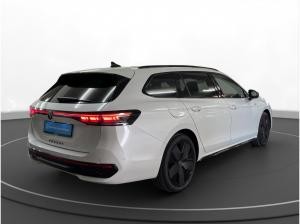 Volkswagen Passat Variant 1.5 eHybrid R-Line AHK Pano Matrix LM 1
