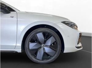 Volkswagen Passat Variant 1.5 eHybrid R-Line AHK Pano Matrix LM 1