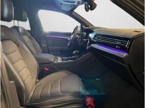 Volkswagen Touareg 3.0 TDI R-Line, Navi, Leder, BlackStyle, IQ-Light, AHK, Dynaudio, Luft