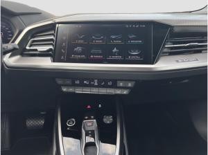 Audi Q4 e-tron Q4 e-tron 55 quattro Navi Smartphone Paket Sportsitze ACC LED