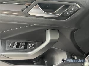 Volkswagen T-Roc TSI DSG R-LINE/BLACK BP+AHK+NAVI+IQ+EASY+18+