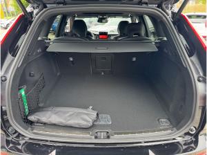 Volvo XC60 B5 B AWD Plus Black Edition+Pano+LichtPak