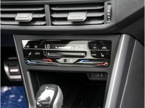 Volkswagen Taigo R-Line 1,5 l TSI DSG Pano,AHK,NAVI Lagerwagen !
