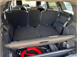 Peugeot 5008 Elektro 210 GT  Winter + Drive-Assist