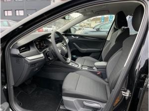 Skoda Octavia Combi Selection*1.5TSI*DSG*NAVI*MATRIX*