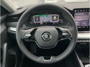 Skoda Octavia Combi Selection*1.5TSI*DSG*NAVI*MATRIX*