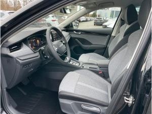 Skoda Octavia Combi TOUR*2.0TDI*DSG*NAVI*360°KAM*AHK*