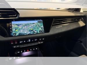 Audi RS3 Limousine 2.5 TFSI quattro S tronic   ☞ 280 km/h max ☞ Matrix LED  ☞ Navi   ☞ RS Abgasanlage   ☞ RS