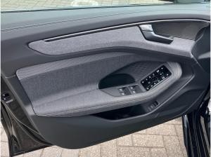 Audi A6 Avant TDI quattro Allradlenkung Matrix 21