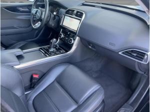 Jaguar XE S P250 Lim. Automatik