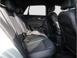 Audi Q2 35 TFSI advanced s-line Matrix AHK GRA ASL