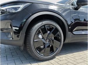 Volvo XC40 B4 Benzin Plus Black Edition 20'' AHK ACC Rückfahrkam. Beheizb. Frontsch. e-Sitze