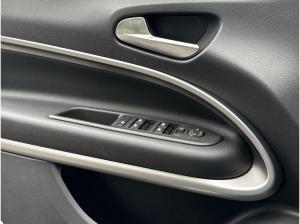 Jeep Avenger 1.2 Summit Mild-Hybrid 18" JBL E-Heckklappe.