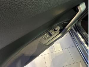 Volkswagen Taigo R-Line 1.5 l TSI DSG RFK IQ Navi W-Räder