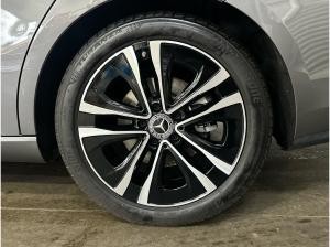 Mercedes-Benz CLA 200 SB Progressive Multibeam Panorama AHK