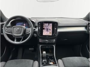 Volvo XC40 B3 Benzin Plus Black Edition 20'' 360 Kamera ACC Beheizb. Frontsch. LED Harman Kardon *Vorführwagen