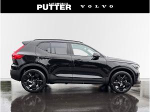 Volvo XC40 B3 Benzin Plus Black Edition 20'' 360 Kamera ACC Beheizb. Frontsch. LED Harman Kardon *Vorführwagen