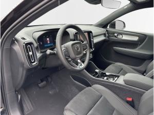 Volvo XC40 B3 Benzin Plus Black Edition 20'' 360 Kamera ACC Beheizb. Frontsch. LED Harman Kardon *Vorführwagen