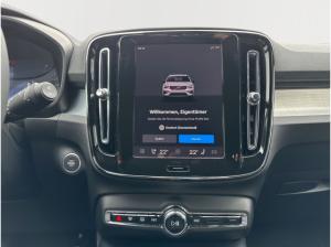 Volvo XC40 B3 Benzin Plus Black Edition 20'' 360 Kamera ACC Beheizb. Frontsch. LED Harman Kardon *Vorführwagen