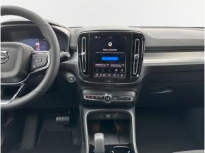 Volvo XC40 B3 Benzin Plus Black Edition 20'' 360 Kamera ACC Beheizb. Frontsch. LED Harman Kardon *Vorführwagen