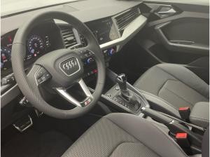 Audi A1 Sportback S line 30 TFSI Optik-Paket Navi LED