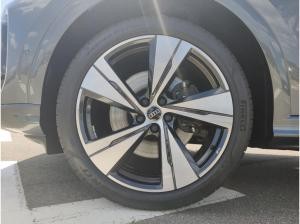 Audi SQ5 TFSI AHK Pano Luftfed 21Zoll TechPlus Matrix HuD b+O
