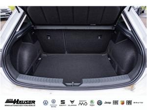 Seat Leon Style Edition 1.5 eTSI DSG NAVI KAMERA PARK ACC LED FULL-LINK SITZHZG