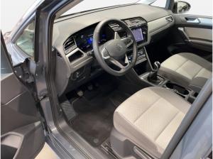 Volkswagen Touran 1.5 TSI Comfortline ACC SpurH 7 Sitze
