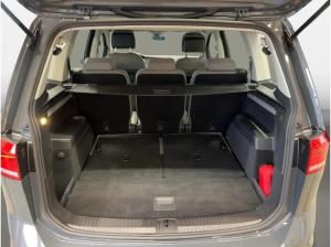 Volkswagen Touran 1.5 TSI Comfortline ACC SpurH 7 Sitze