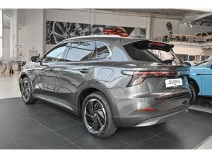 MG S5 EV LUX StandHZGLeder 360 Kamera LED ACC El. Heckklappe Apple CarPlay Android Auto