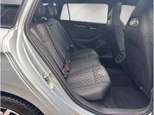 Volkswagen Passat 1.5 TSI R-LINE  LED NAVI PANO