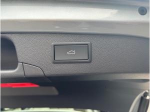 Volkswagen Passat 1.5 TSI R-LINE  LED NAVI PANO