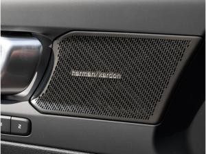 Volvo XC40 B3 Plus Black Edition