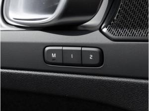 Volvo XC40 B3 Plus Black Edition