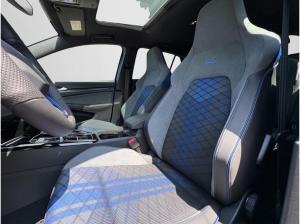 Volkswagen Golf VIII R BLACK EDITION 2.0 TSI 4MOTION