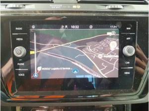 Volkswagen Touran 2.0 TDI DSG Highline 17 AHK ACC 7-SITZE