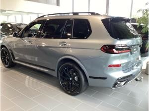 BMW X7 xDrive40d LAGERAKTION Businesskunden!