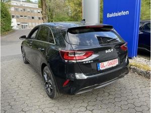 Kia Ceed 1.5 T-GDI MHEV DCT Ultimate Edition,Style