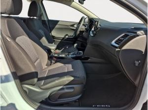 Kia Ceed SW 1.5T ULTIMATE | NAVI | SHZ | SMART-KEY | GEWERBLICH