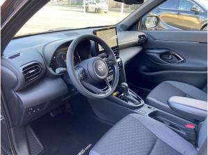 Toyota Yaris Cross Hybrid Teamplayer Winter & Safety Paket Navi LED ACC