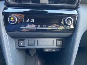 Toyota Yaris Cross Hybrid Teamplayer Winter & Safety Paket Navi LED ACC