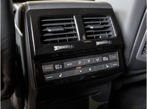 Volkswagen Touareg R-Line 3.0 l V6 TDI SCR 4MOTION Vollausst