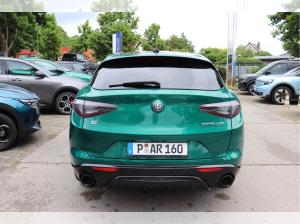Alfa Romeo Stelvio **Sommeraktion**Intensa Q4 2.0 Turbo 16V EU6e El. Fondsitzverst. Navi Leder Digitales Co