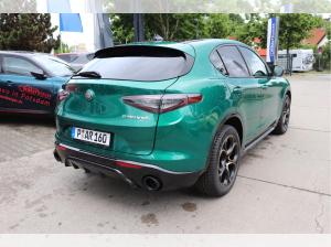 Alfa Romeo Stelvio **Sommeraktion**Intensa Q4 2.0 Turbo 16V EU6e El. Fondsitzverst. Navi Leder Digitales Co
