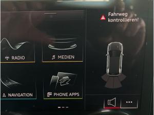 Audi Q2 35 TDI S tronic S line Navi Sound AHK CarPlay