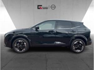 Nissan Qashqai N-CONNECTA Komfort 1.3MT Winter/HUD/AVM/Carplay